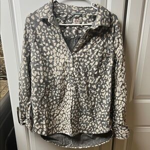 Target "Merona"  Gray & Cream Leopard Half Button Down Shirt, XL